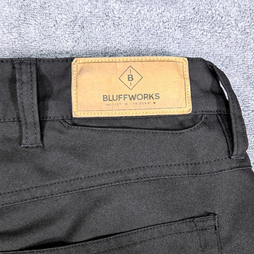 Bluffworks Ascender Pants Men 38x30 Gray Excellent Regular Fit Travel BL-BW107